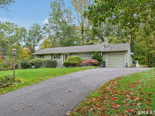 8 Woodfield Drive, Trumbull, CT 06611