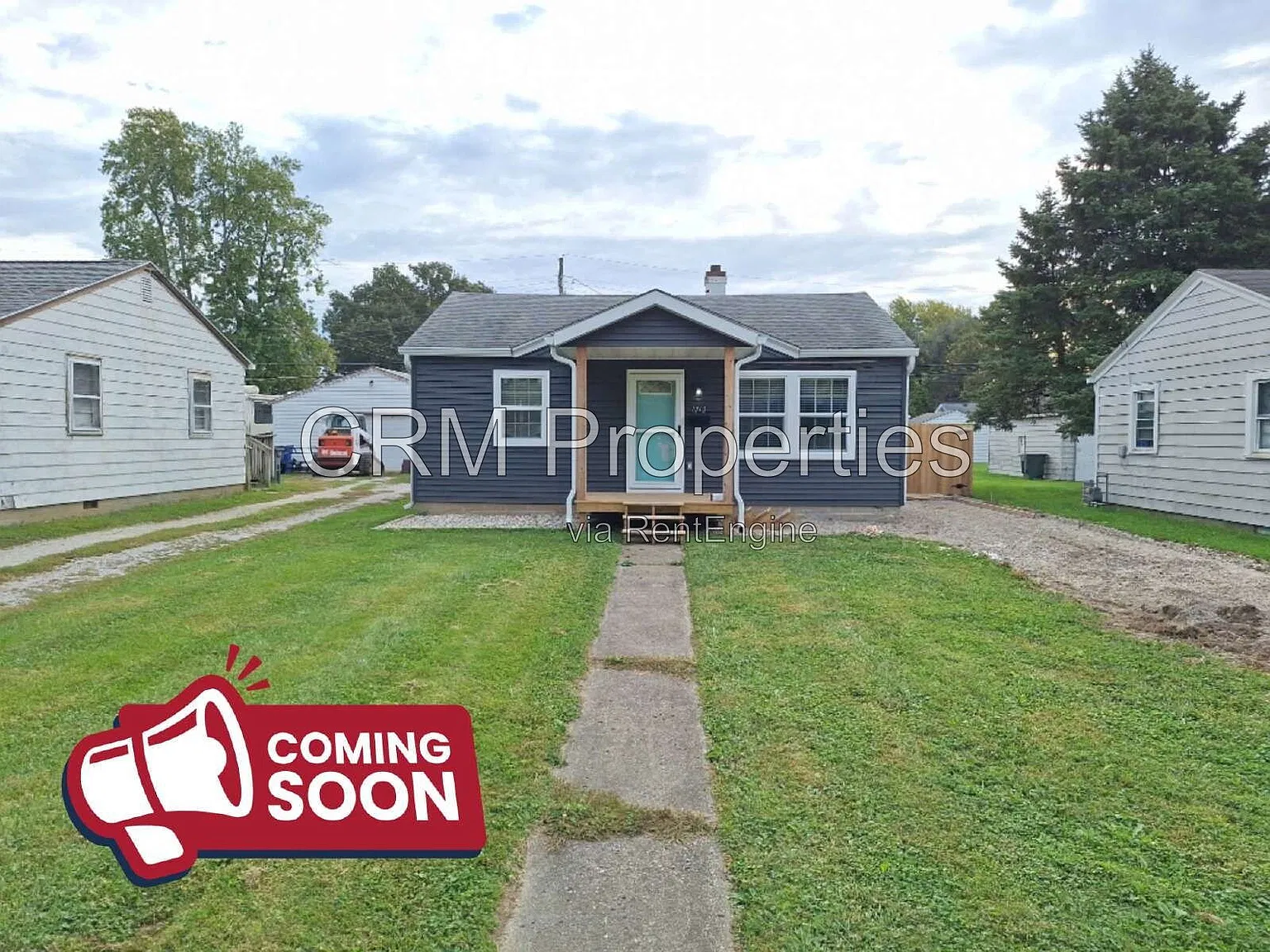2 bed, 1.0 bath, 672 sqft, $1,200 — Photo 1