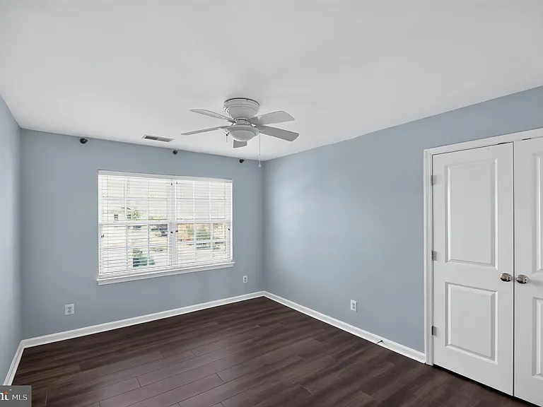 43278 Sunderleigh Sq — Photo 29