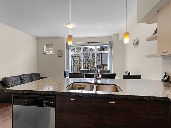 5th image of 6299 144th St #138