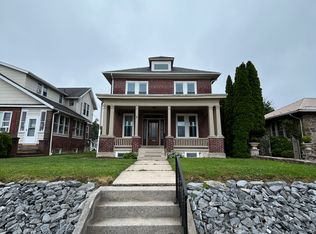 704 N Front St, Wormleysburg, PA 17043
