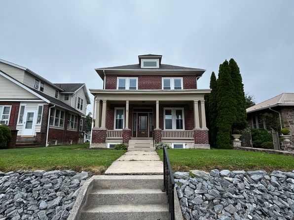 704 N Front St