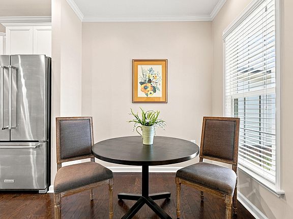 5th image of 209 Pipit Dr