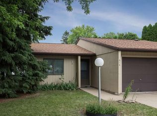 614 E Tyler St, Washington, IA 52353