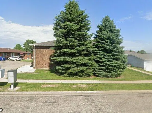 1501 3rd Ave NE, Mandan, ND 58554