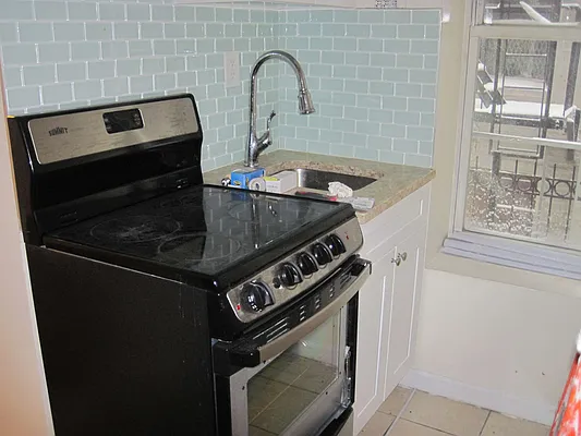 Rented by TAG Real Estate | media 11