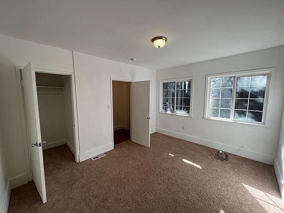 5th image of 656 Andover St #656