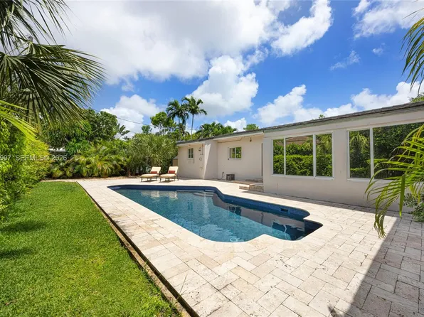6610 Santona St, Coral Gables, FL 33146