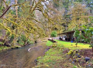 36 N Johnson St, Otis, OR