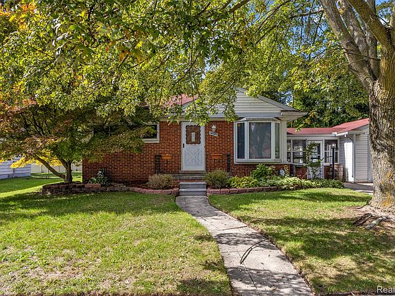 5th image of 14023 Beech Daly Rd