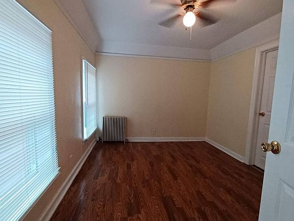 4th image of 2130 Auburn St APT 7