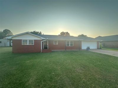 820 N 3rd St, Okeene, OK, 73763