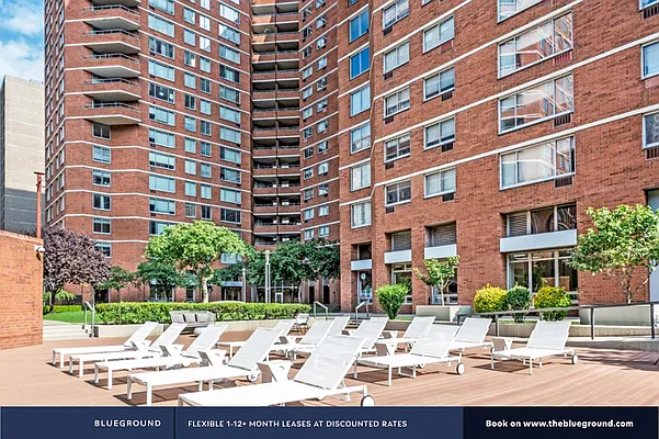 Rented by The Blueground | media 38