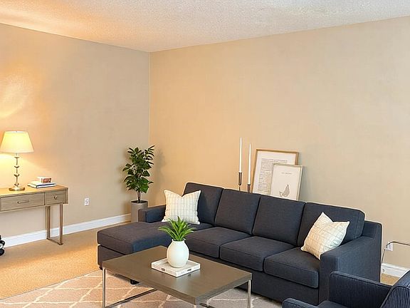 4th image of 1800 PARK Avenue #466
