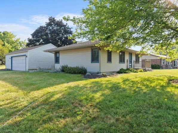 171 S Lowell St, Columbia City, IN 46725