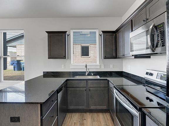 3rd image of 3020 E 4th Ave