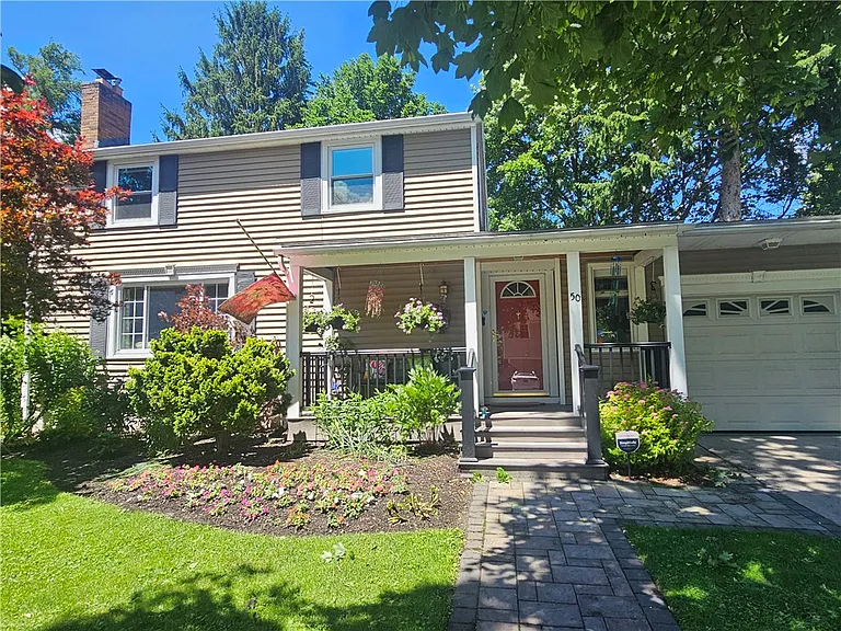 50 Greenview Dr — Photo 1