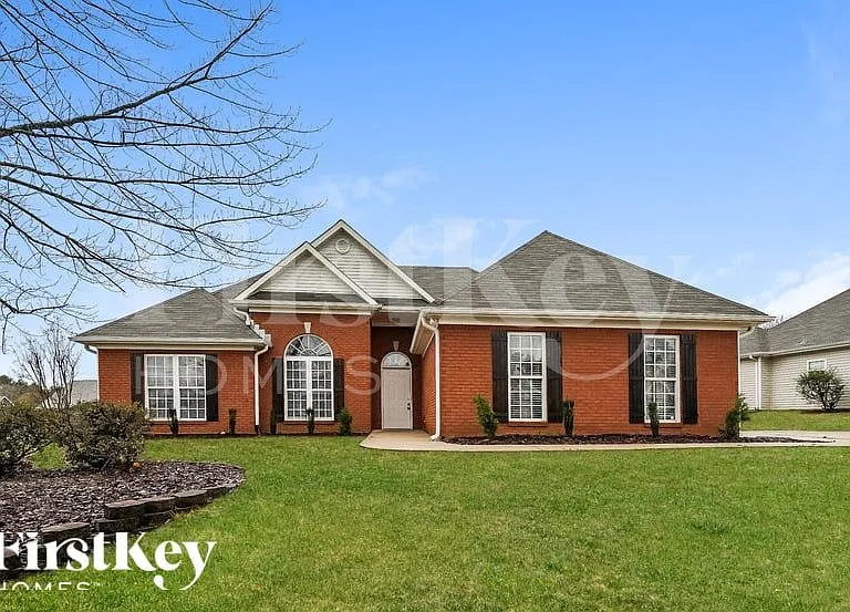 609 Camden Cove Ln — Photo 1