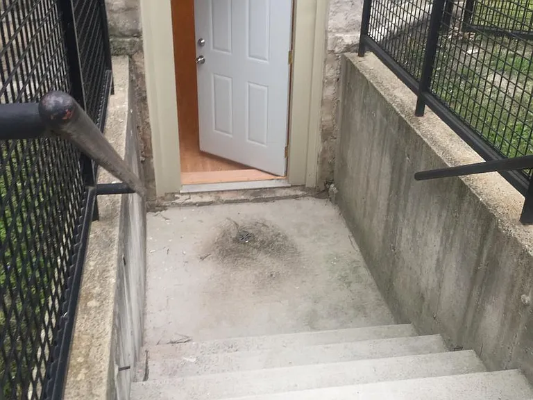 6551 S Ingleside Ave #GS — Photo 2
