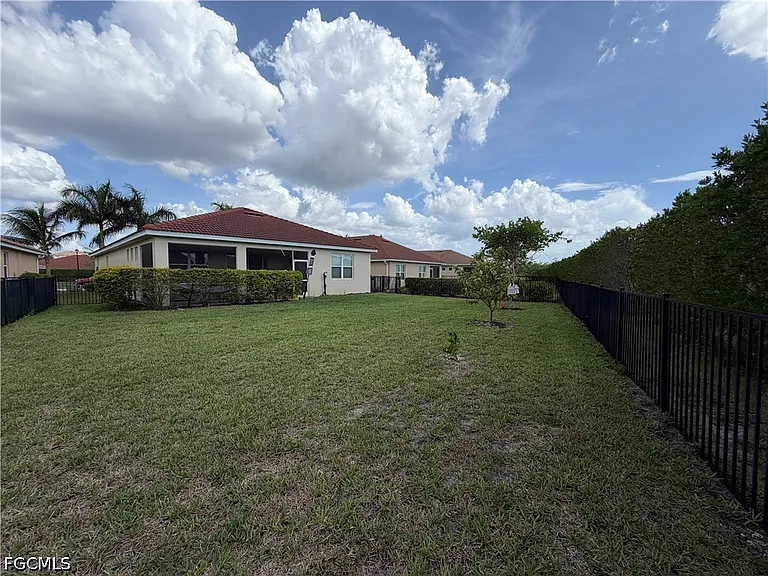 3202 Birchin Ln — Photo 19