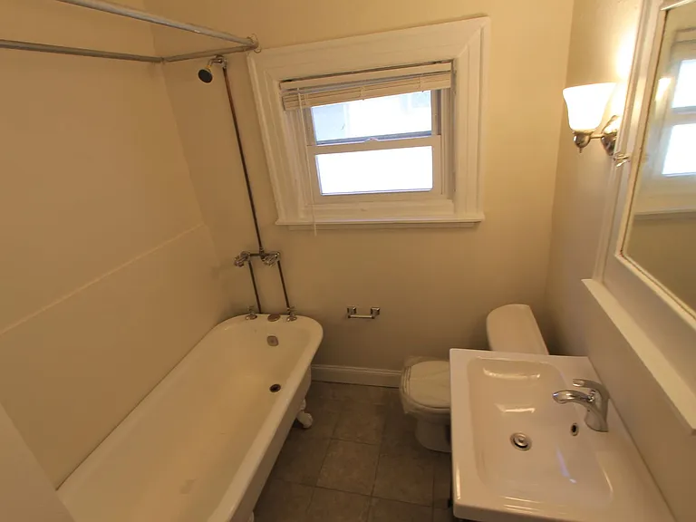 6810 Quincy St — Photo 14