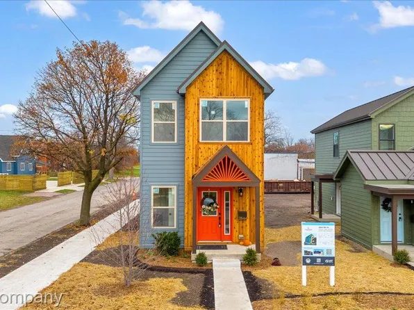 2844 16th St, Detroit, MI 48216
