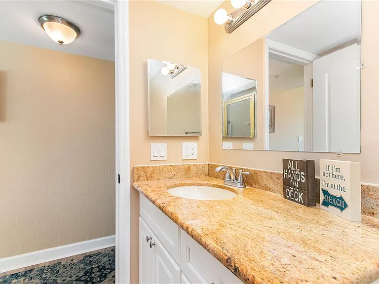 400 Island Way #212 — Photo 19