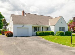 7589 Old Post Rd, Red Hook, NY 12571