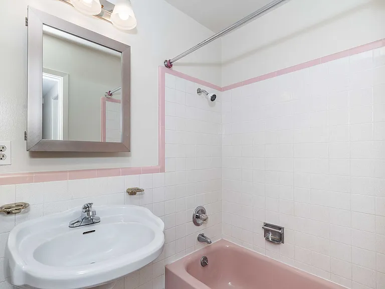 3015 Clement St #202 — Photo 14