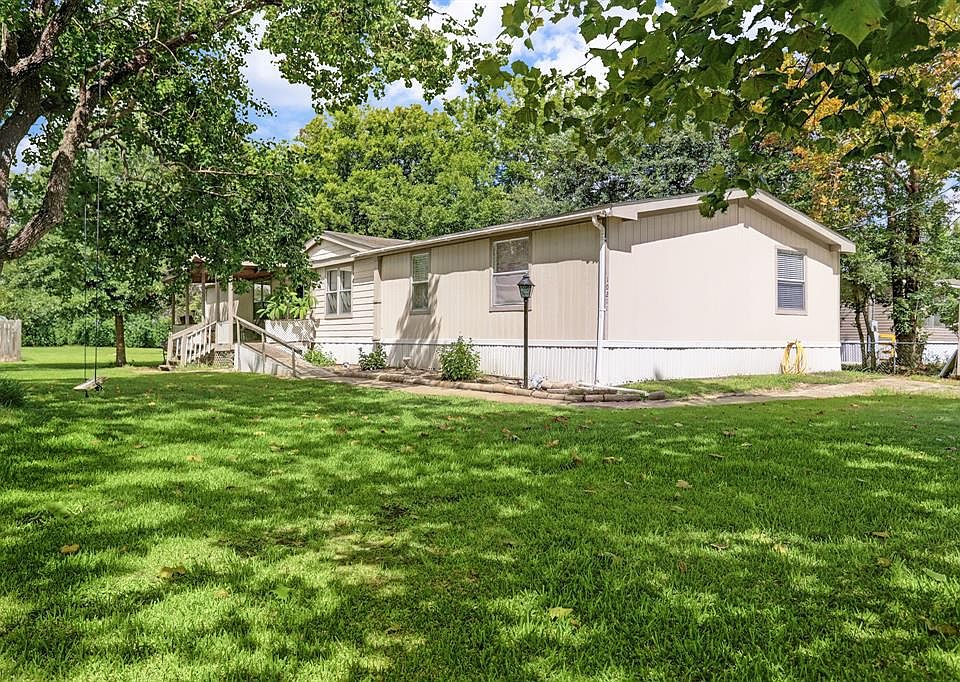 1st image of 10211 Fairview Dr