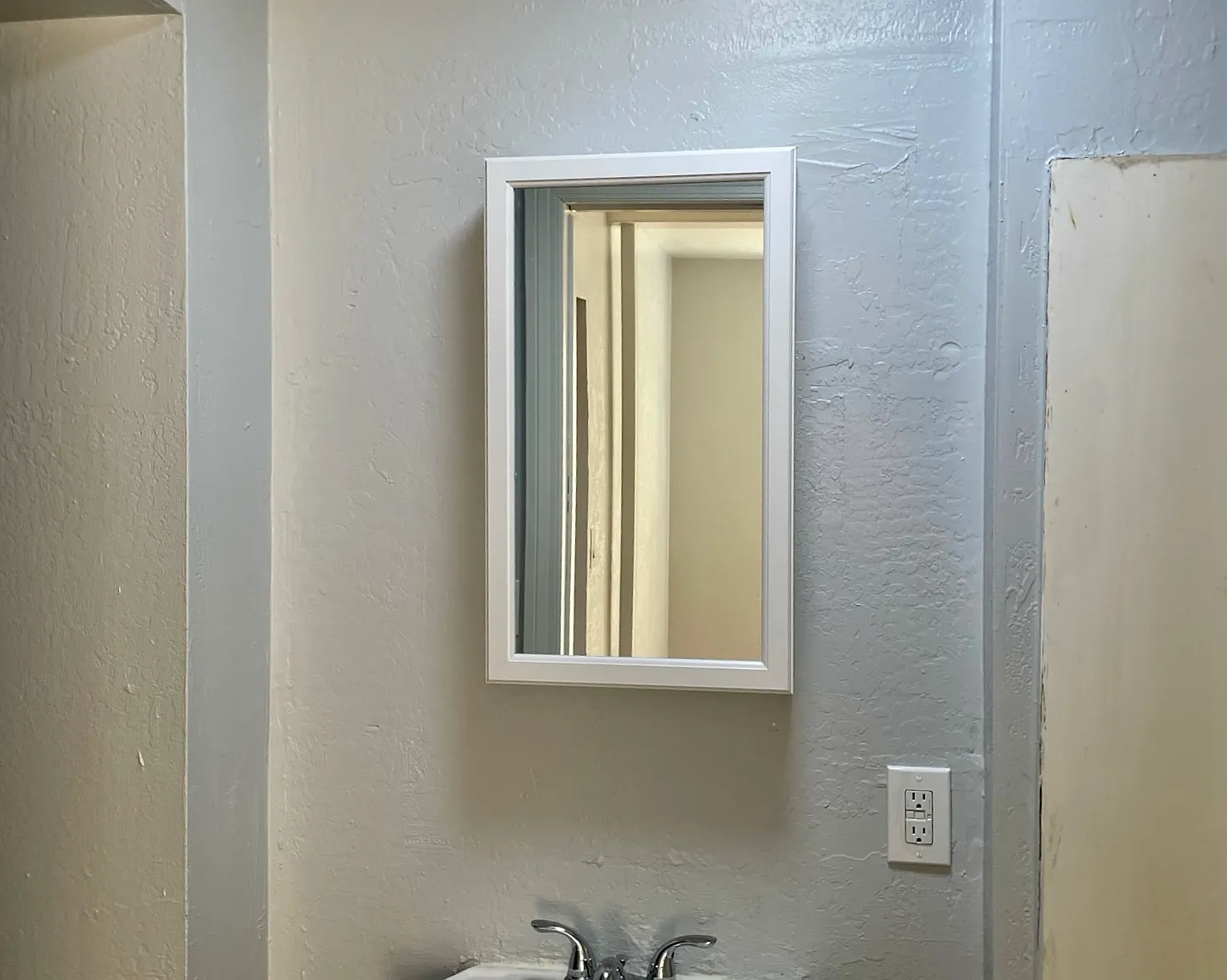 FQ Story Apartments — Photo 2