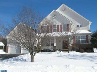 10 Raffaela Dr, Malvern, PA 19355