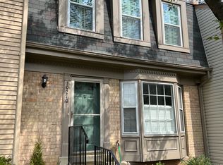 10270 Latney Rd, Fairfax, VA 22032