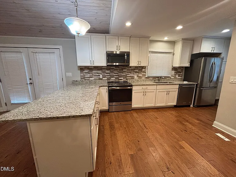 501 Merrie Rd — Photo 3