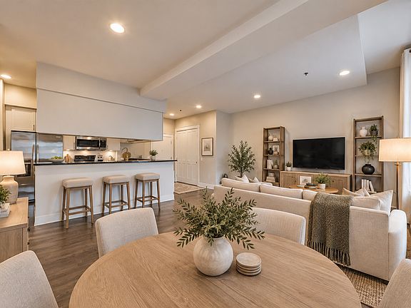 5th image of 888 S Michigan Ave Unit 601