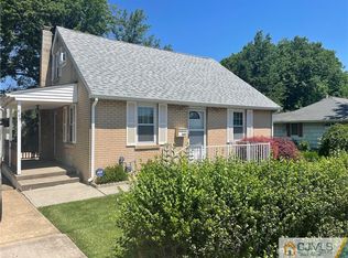 669 Florida Grove Rd, Hopelawn, NJ 08861