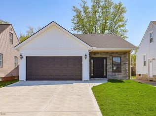 8205 Newport Ave, Parma, OH