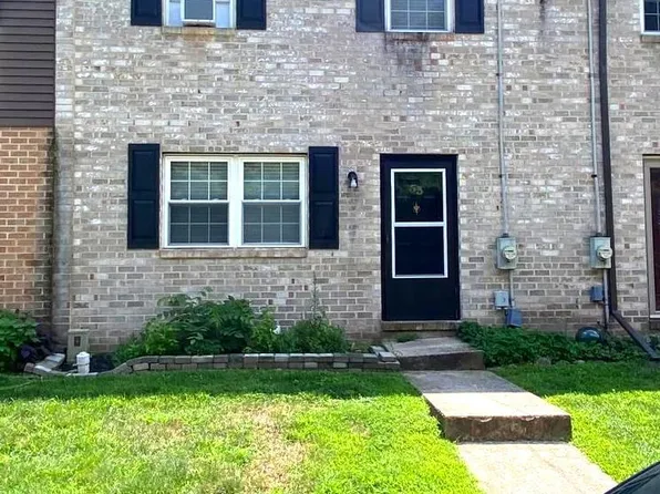 53 Game Farm Rd, Schwenksville, PA 19473