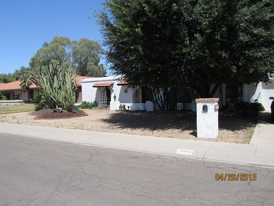 1st image of 2602 E Sierra St