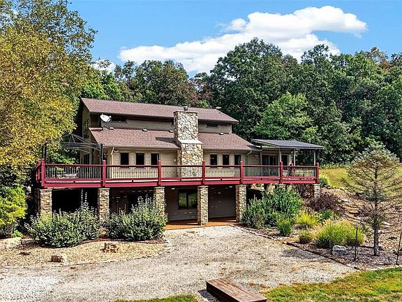 2nd image of 6388 Salamone Rd