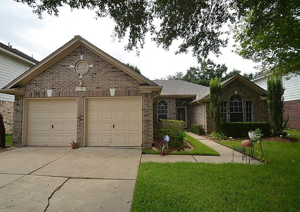1st image of 15307 Inks Lake Dr
