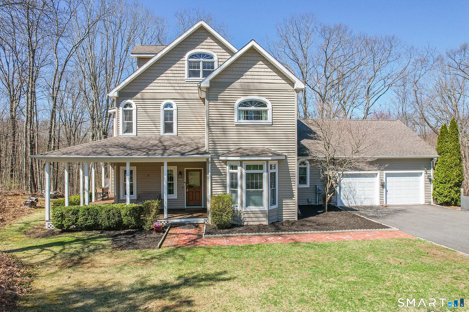 51 Louis Road photo 1