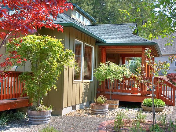 Side of view of covered porch