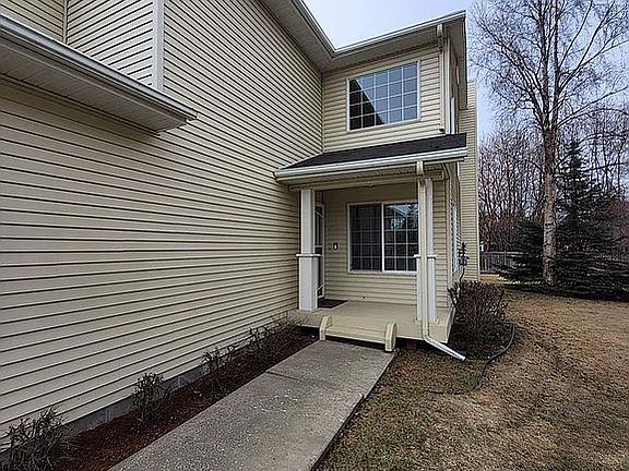 3rd image of 2456 Harbor Landing Cir #2456