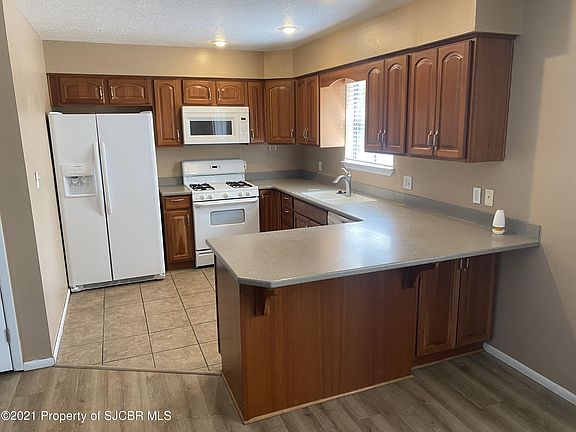 4th image of 2907 La Puente Pl