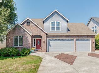 904 N 9th Way, Ridgefield, WA 98642