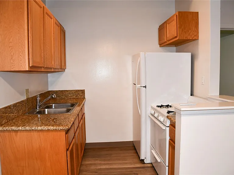 1637 W Malvern Ave #1637 — Photo 9