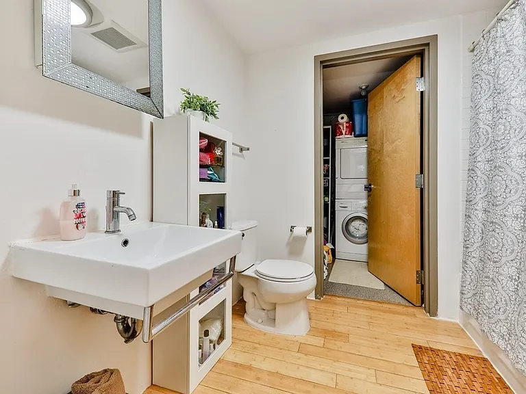 156 Porter St #224 — Photo 9