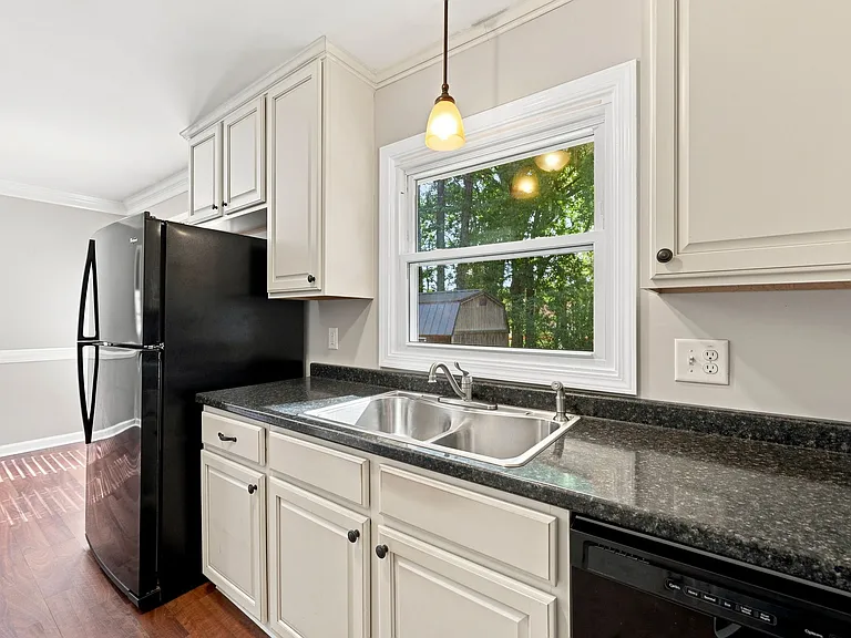 516 Keith St — Photo 27