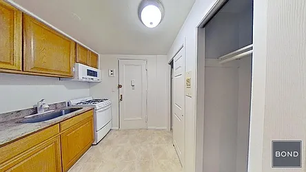 Rented by Bond New York